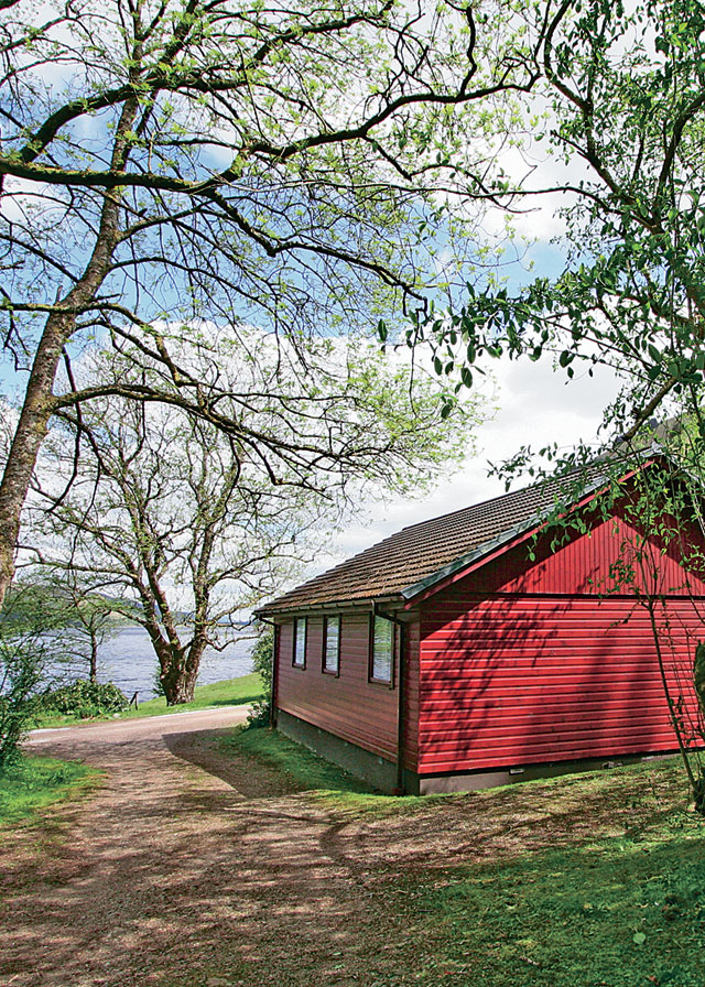 Click here for more about Mountain Thyme Lodge