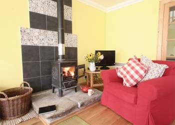 The Barn price range is 353 - &pound 816