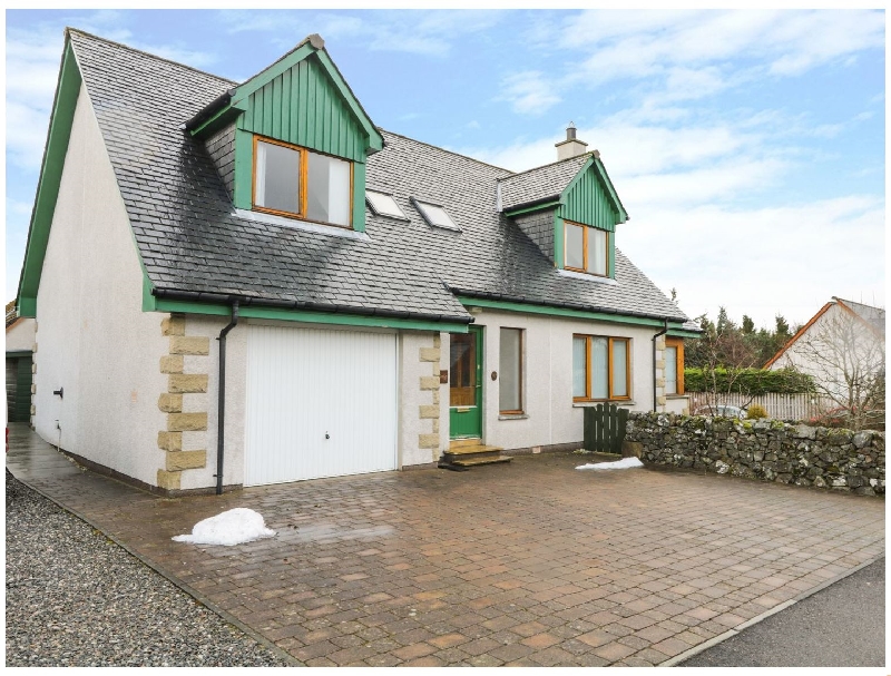 Click here for more about 12 Loch Na Leoba Road