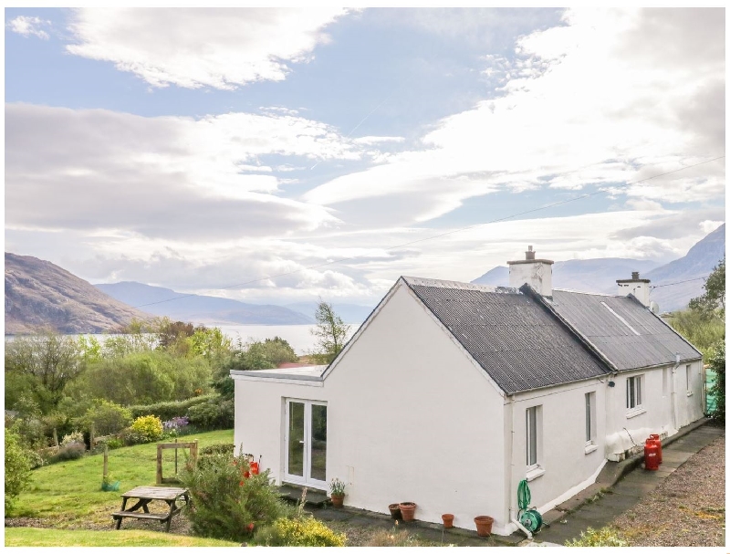 Scottish Cottage Holidays - Beinn Ghobhlach Cottage