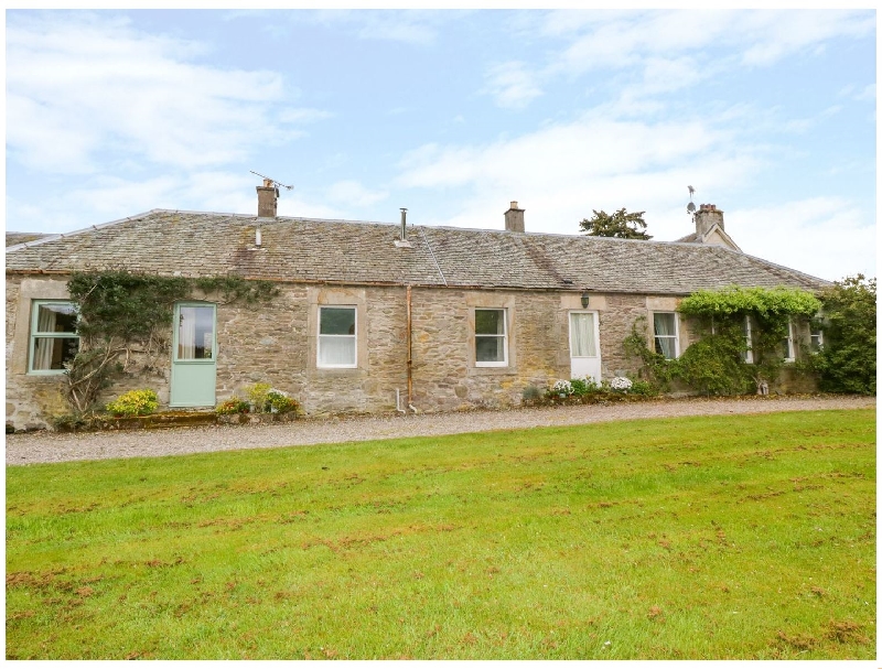 Click here for more about Wester Broich Farm Cottage