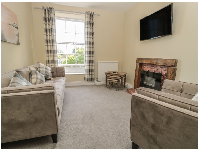 Click here for more about Coquet View Apartment